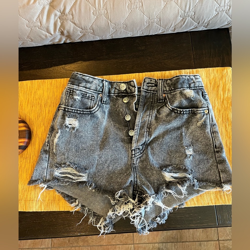 Wild Fable distressed jean shorts. Size 2. Black denim